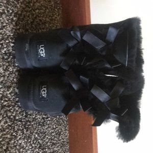 Black Uggs